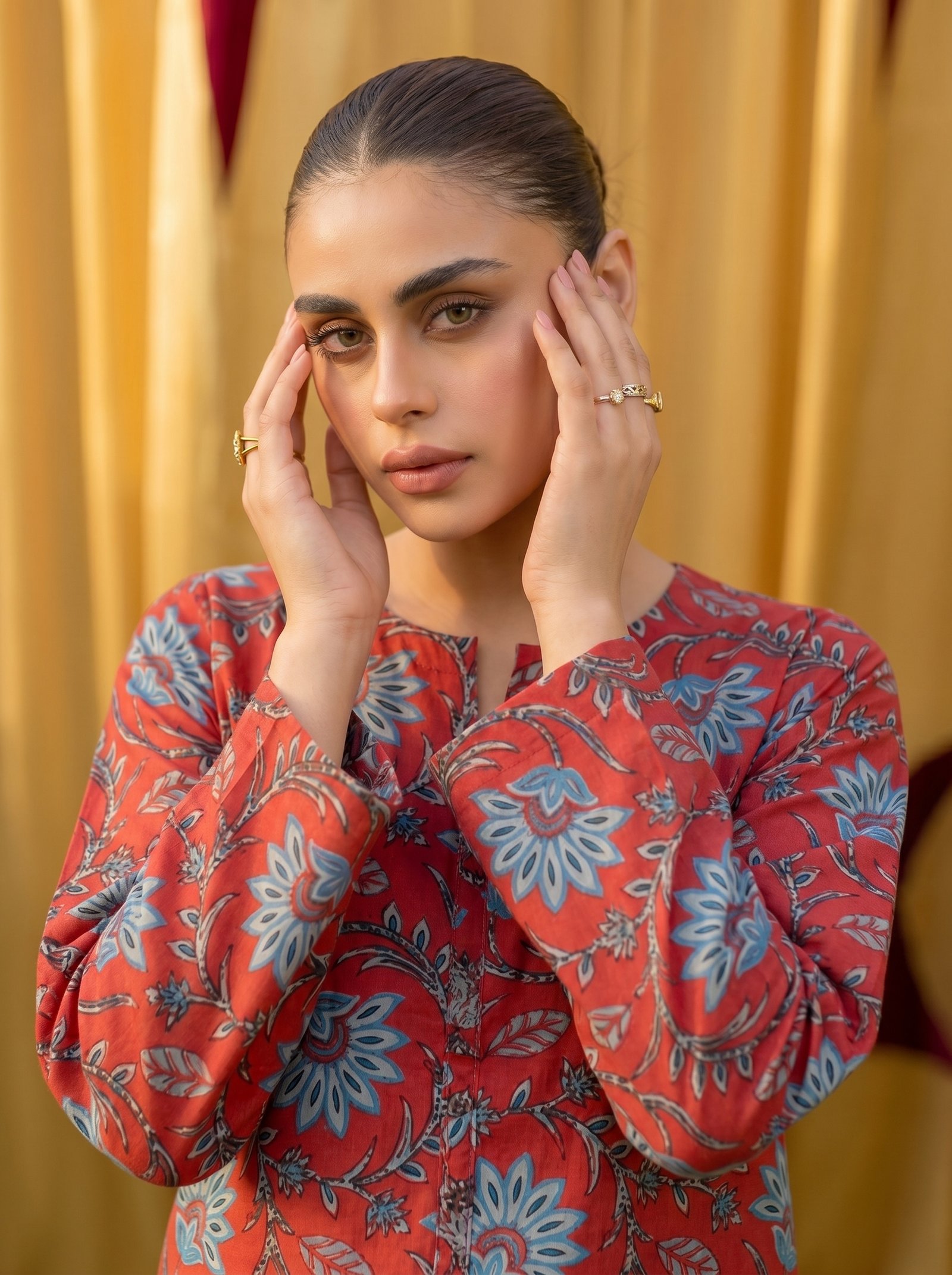Timeless Grace Digital Printed Lawn Suit Timeless Grace Digital Printed Lawn Suit - Image 4