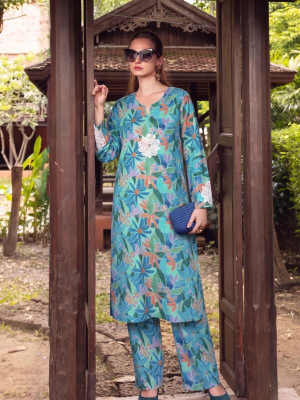 Flora Whisper | Luxury Lawn Wear